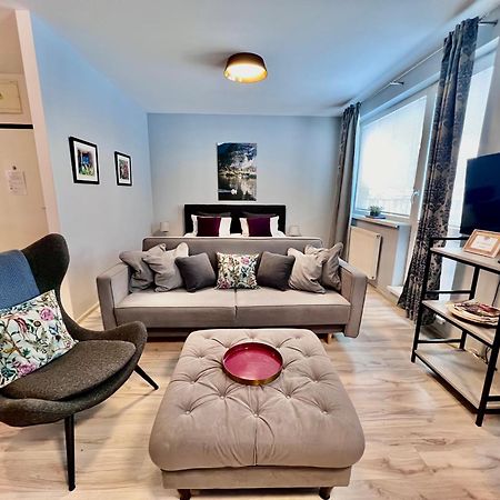 Bl - The Executive Suite, Boru - 24Hr Self Check-In, Free Private Parking, Balcony With Mountain View, 5 Minute Walk To City Center Банська Бистриця Екстер'єр фото